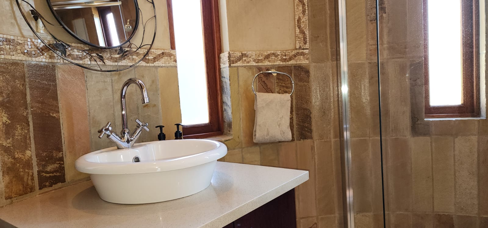 4eb1144b-4953-40af-a40b-1f8ab15599ba