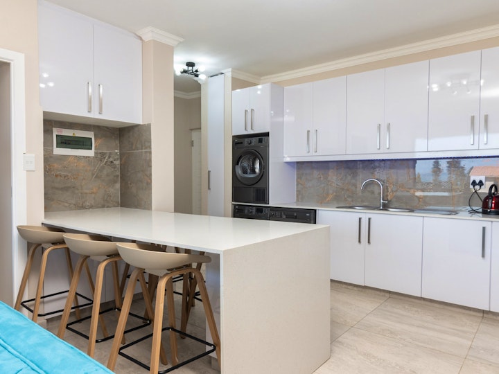 6bdb917d-d733-46a2-9a23-4a85e89e4696